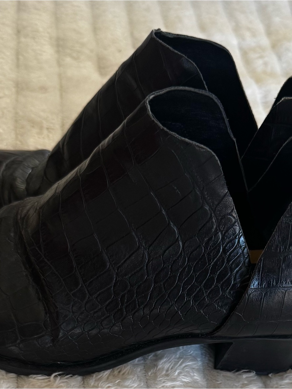 Dolce Vita Black Croc-Embossed Ankle Boots - Picture 2 of 6